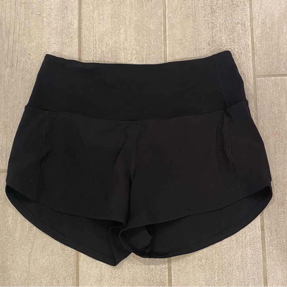 Lululemon high-rise speed up short 2.5 inches
